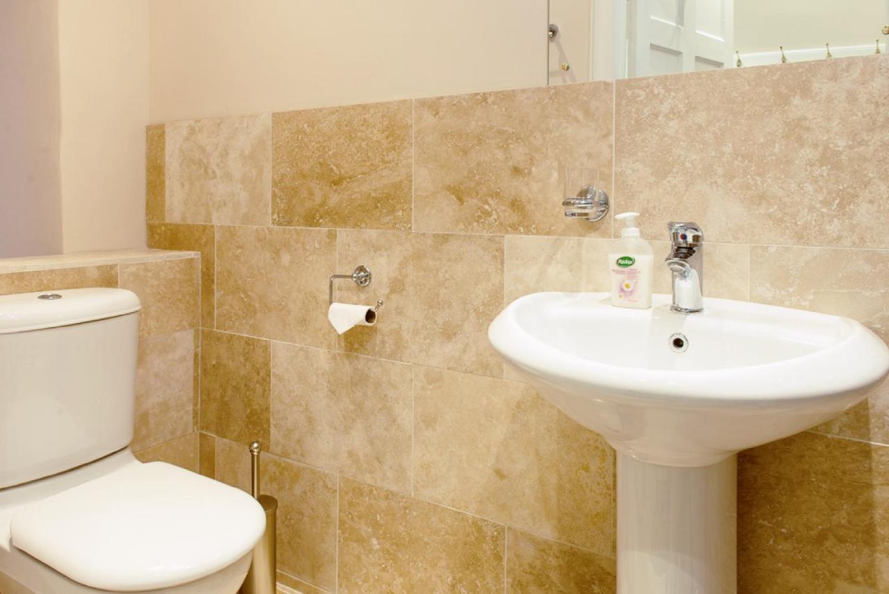 Gorgeous Central Edinburgh 3-Bedroom Apartment Екстериор снимка
